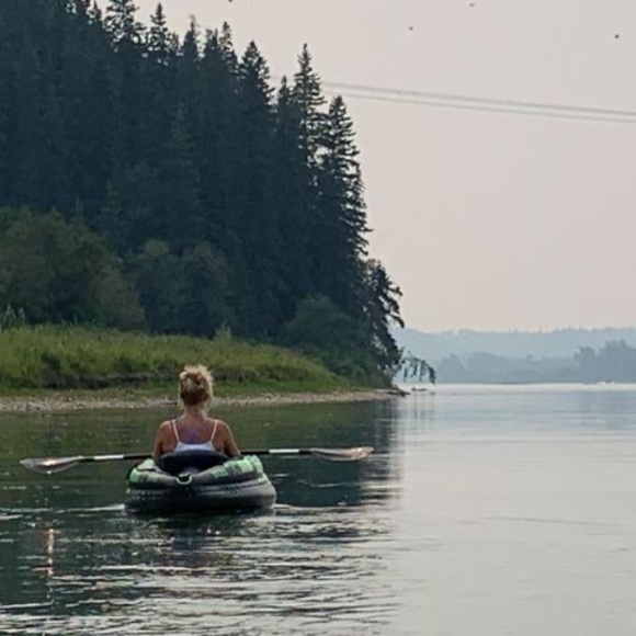 Meet your Posher, Dawn - Picture 1 of 1